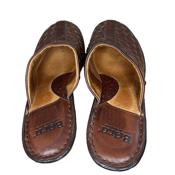 Women’s Born Brown Woven Leather With Metal Studded Clogs - Picture 6 of 7